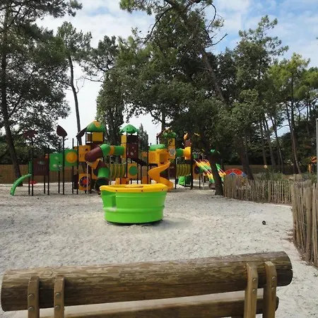 Kamp alanı Mobil 3 N° 62 Parc Roselieres Saint-Hilaire-de-Riez